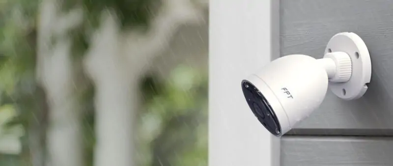FPT Camera IQ 3 - Không sợ mưa gió